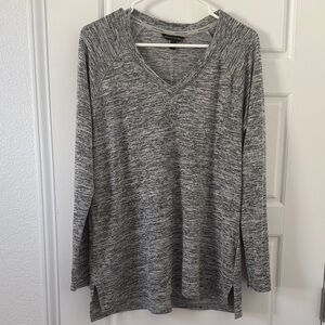 Banana Republic Gray Marled V-Neck Pullover
